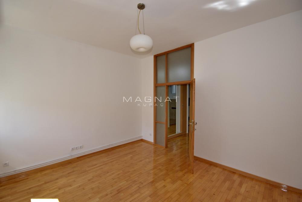 Slika 8 - Kralja Milutina, Dvosoban stan na prodaju, 53m2, 229.500€