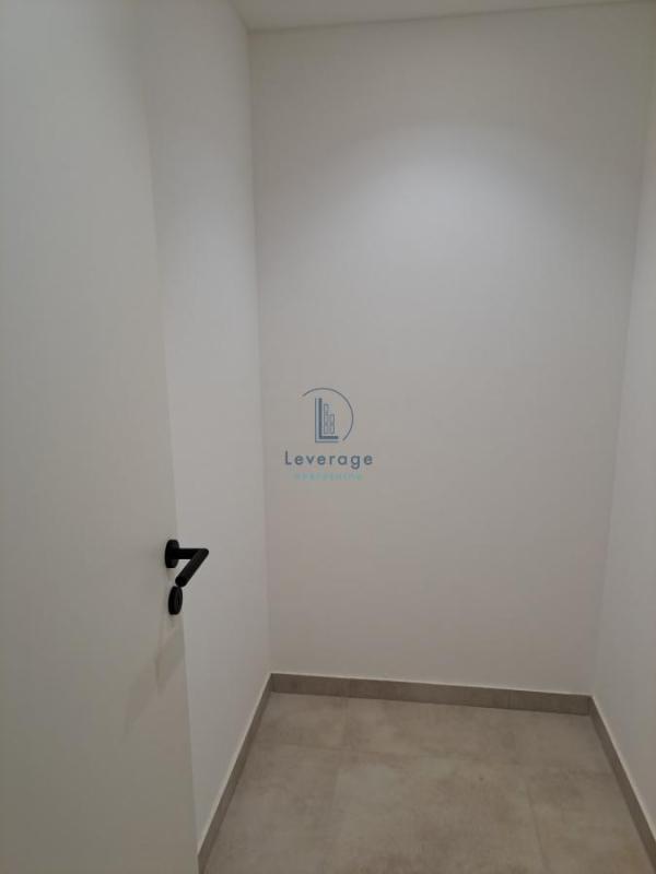 Slika 9 - Petosoban stan na prodaju, 183m2, 510.000€