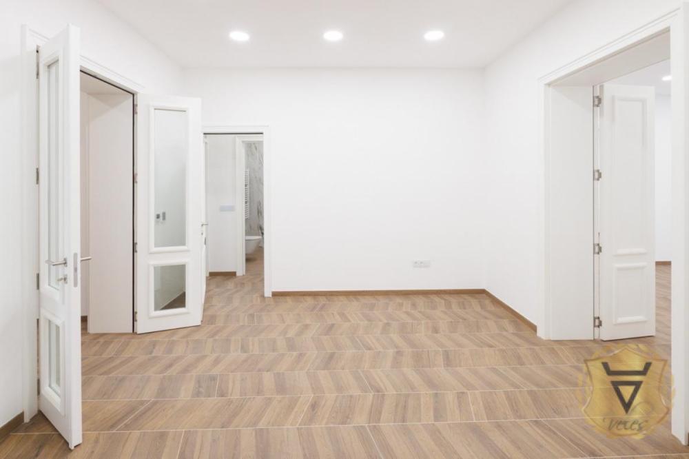 Slika 10 - Četvoroiposoban stan za izdavanje, 121m2, 2.200€