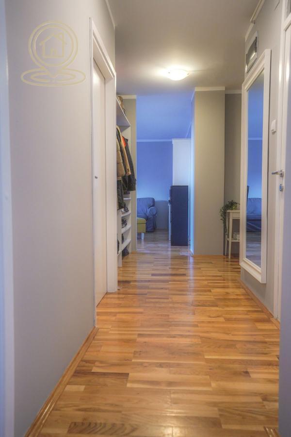 Glavna slika -Dvosoban stan na prodaju, 69m2, 240.000€