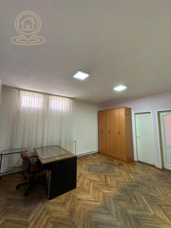 Slika 2 -  Lokal za izdavanje, 115m2, 450€