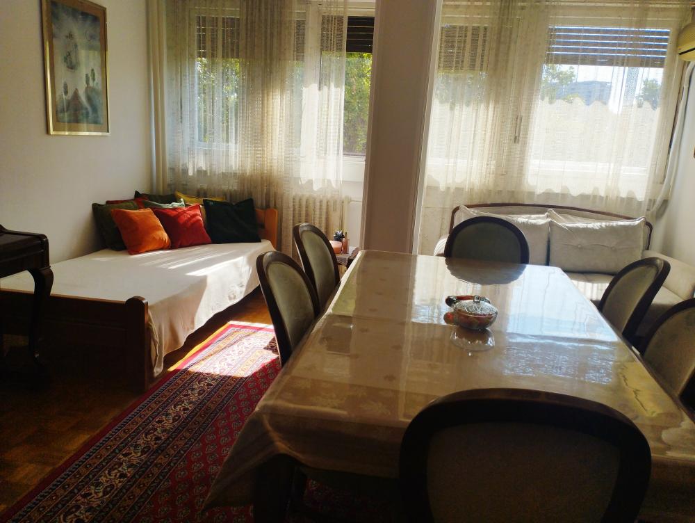 Slika 1 - Milutina Milankovića, Trosoban stan za izdavanje, 95m2, 550€