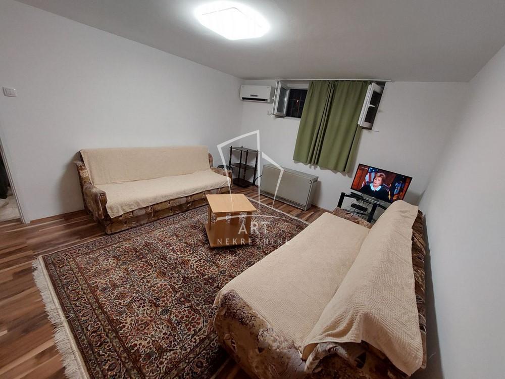 Slika 1 - Banatska, Jednosoban stan na prodaju, 31m2, 72.000€