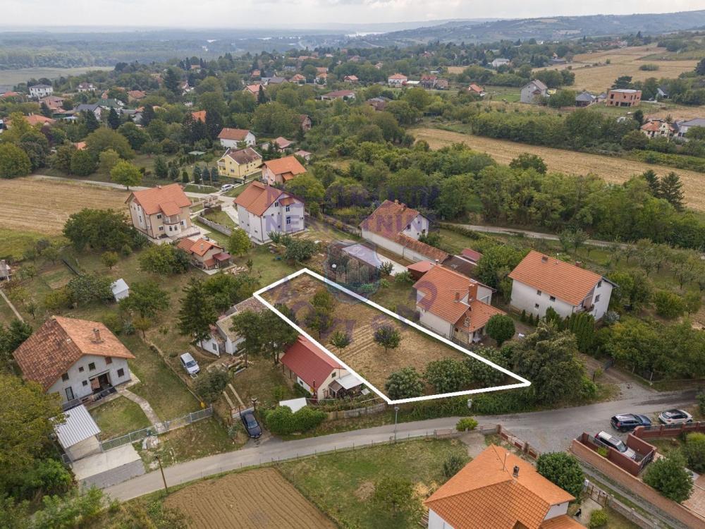 Slika 1 -  Plac na prodaju, Petrovaradin, 106.090€