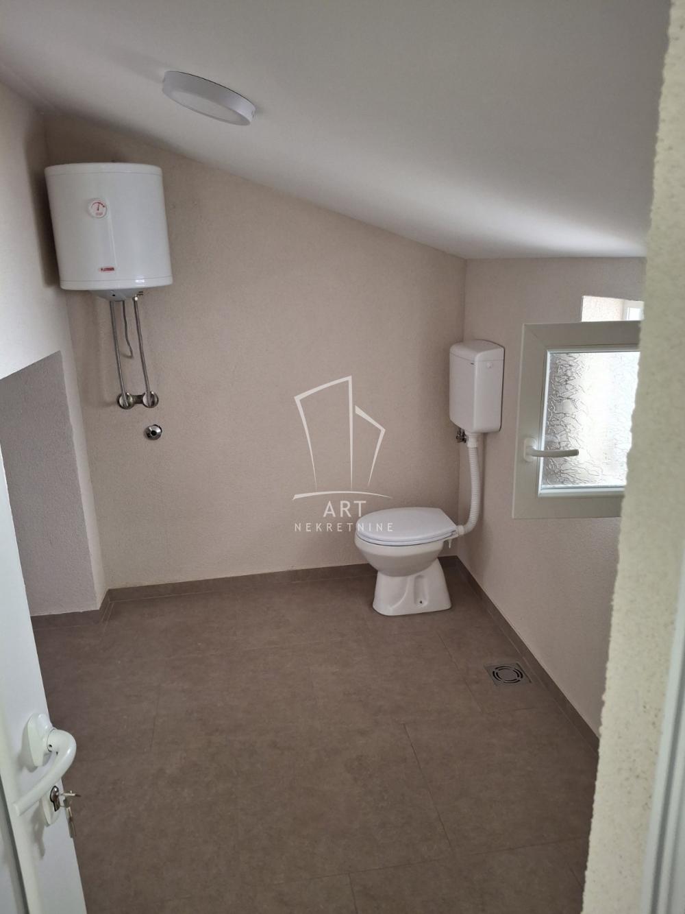 Slika 4 - Krnješevačka,  Lokal za izdavanje, 46m2, 350€