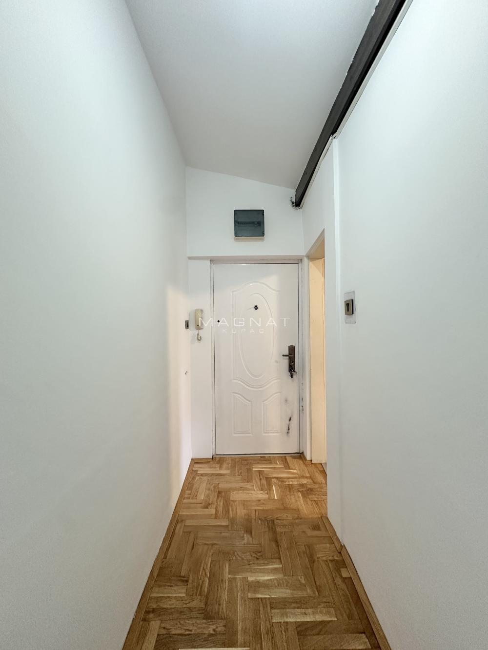 Slika 3 - Dvosoban stan na prodaju, 52m2, 155.000€