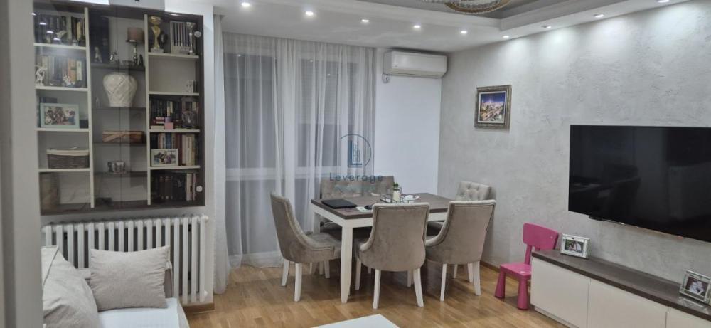 Slika 2 - Radoja Domanovića, Trosoban stan na prodaju, 64m2, 265.000€