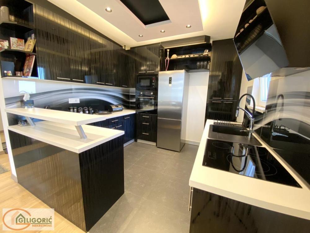 Slika 10 - Trosoban stan na prodaju, 100m2, 289.000€