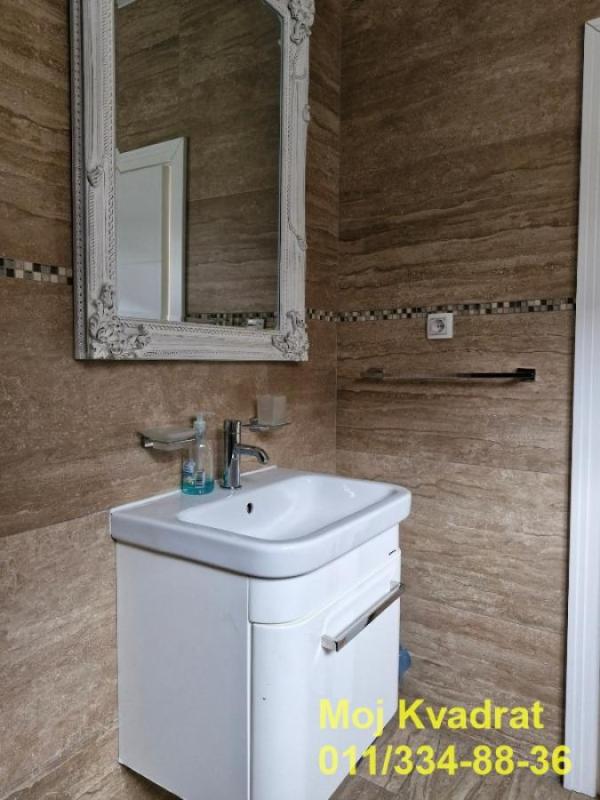 Slika 7 -  Lokal za izdavanje, 72m2, 950€