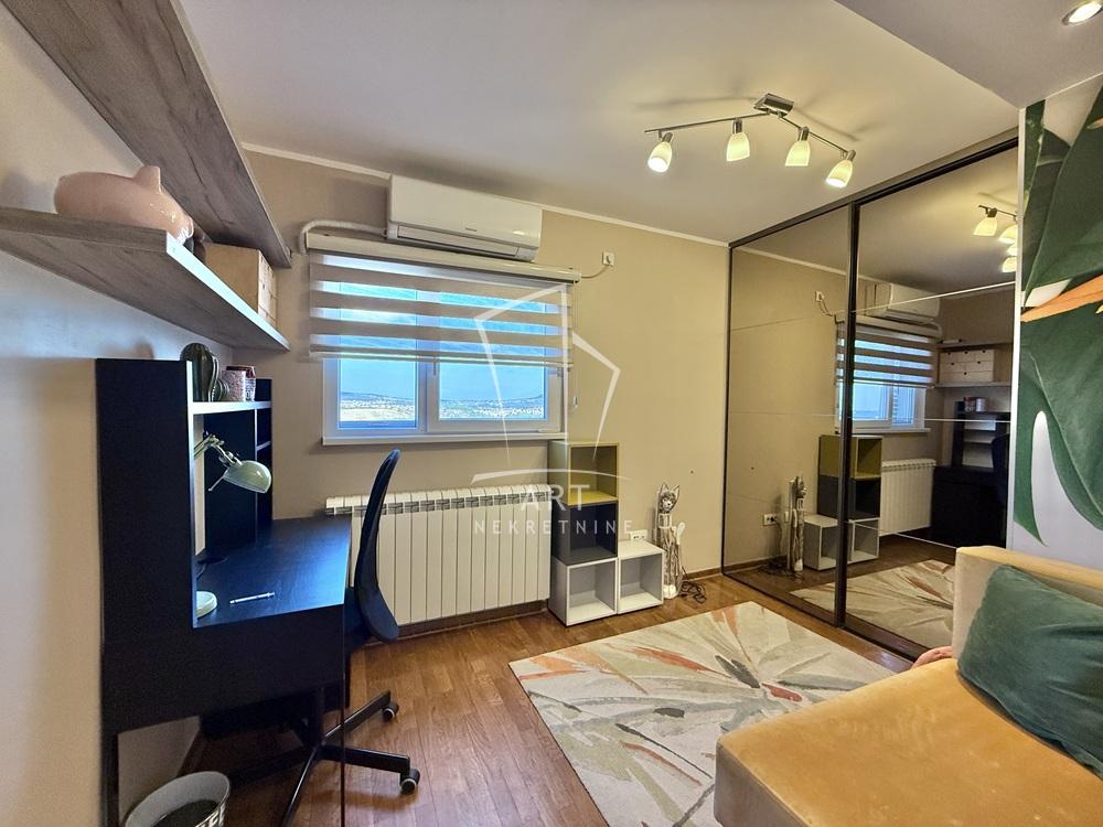 Slika 9 - 11. Krajiške divizije, Petosoban stan za izdavanje, 81m2, 900€