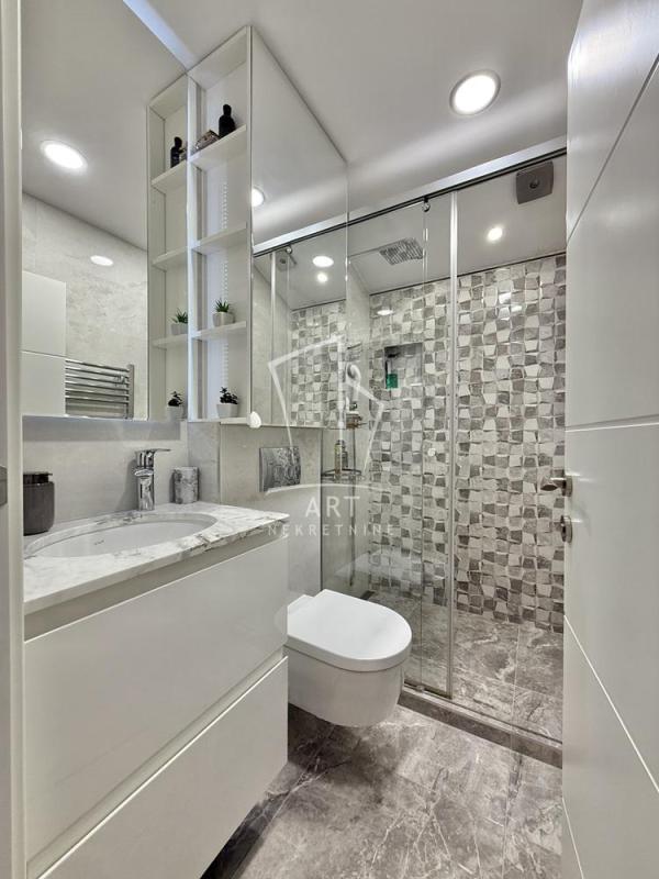 Slika 10 - 11. Krajiške divizije, Petosoban stan za izdavanje, 81m2, 900€