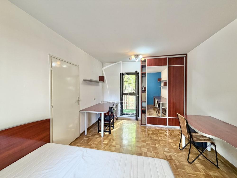 Slika 9 - Samjuela Beketa, Trosoban stan na prodaju, 71m2, 173.500€