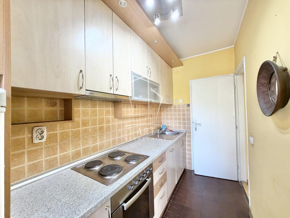 Slika 6 - Samjuela Beketa, Trosoban stan na prodaju, 71m2, 173.500€