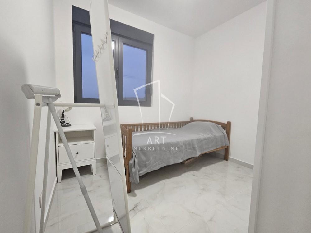 Slika 2 - Maršala Tita, Trosoban stan za izdavanje, 55m2, 550€