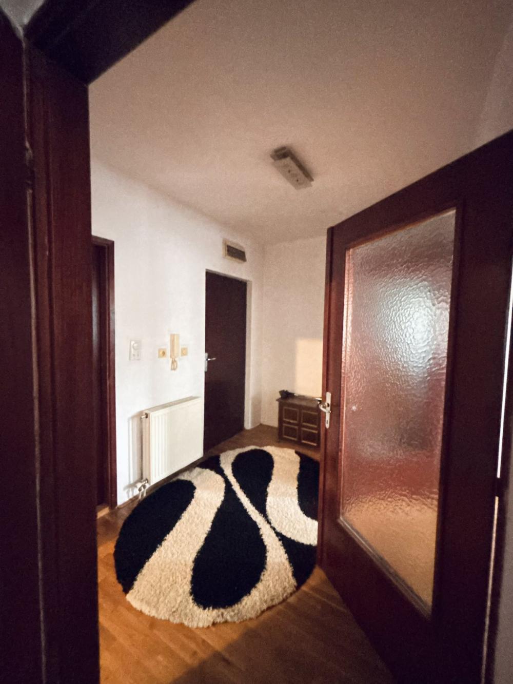 Slika 11 - Braće Jerković, Trosoban stan za izdavanje, 73m2, 550€