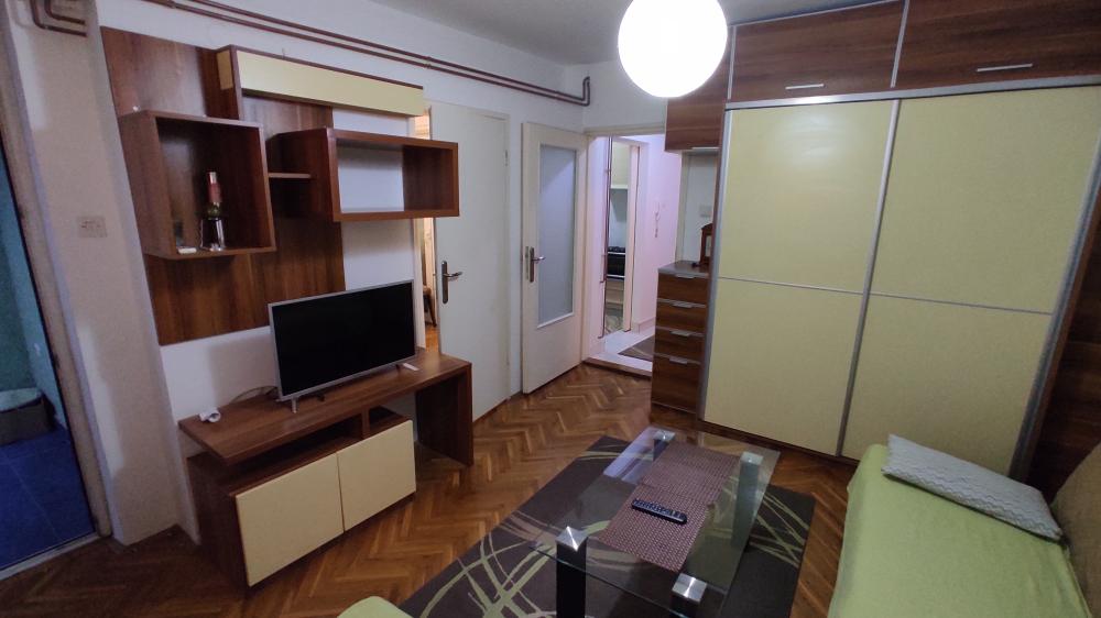 Slika 0 - Vojvode Tankosića 10, Jednoiposoban stan za izdavanje, 36m2, 280€