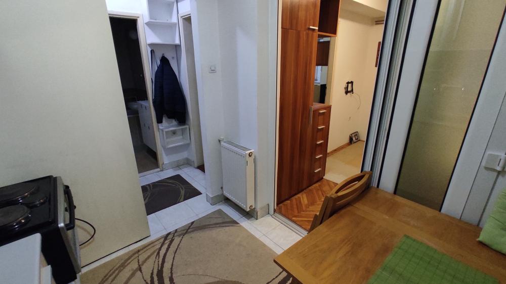 Slika 2 - Vojvode Tankosića 10, Jednoiposoban stan za izdavanje, 36m2, 280€