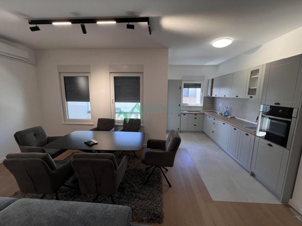 Slika 3 - Četvorosoban stan na prodaju, 111m2, 331.000€