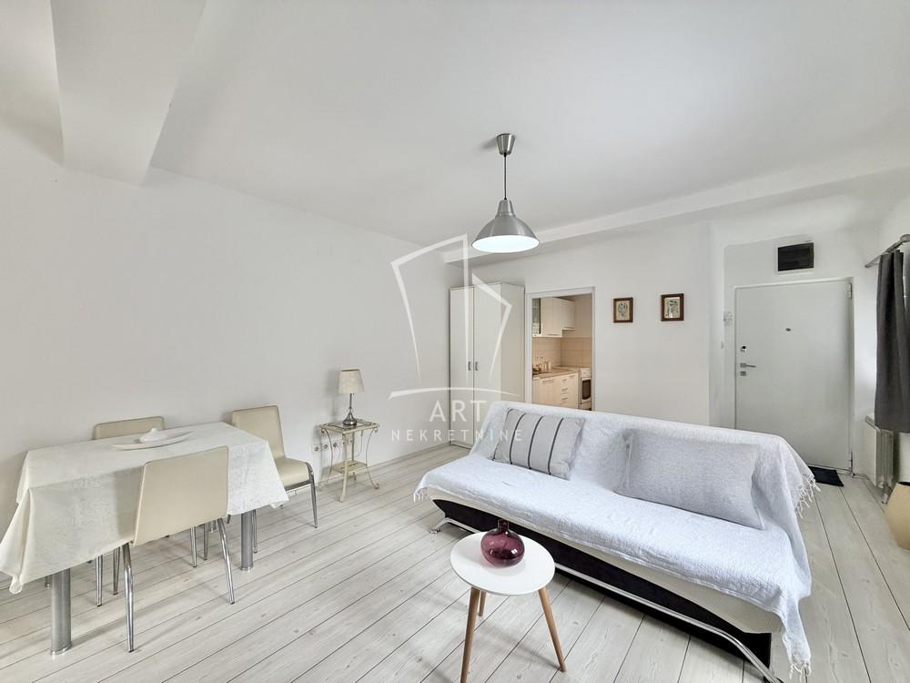 Slika 1 - Isidore Sekulić,  Kuća na prodaju, 145m2, 349.000€