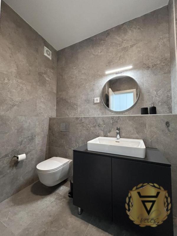 Slika 10 - Dvosoban stan za izdavanje, 45m2, 1.000€