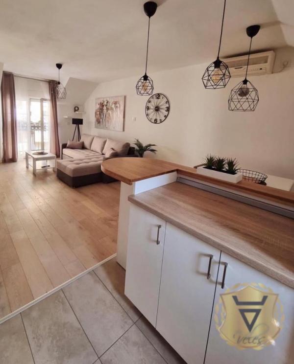 Slika 5 - Dvosoban stan za izdavanje, 50m2, 700€