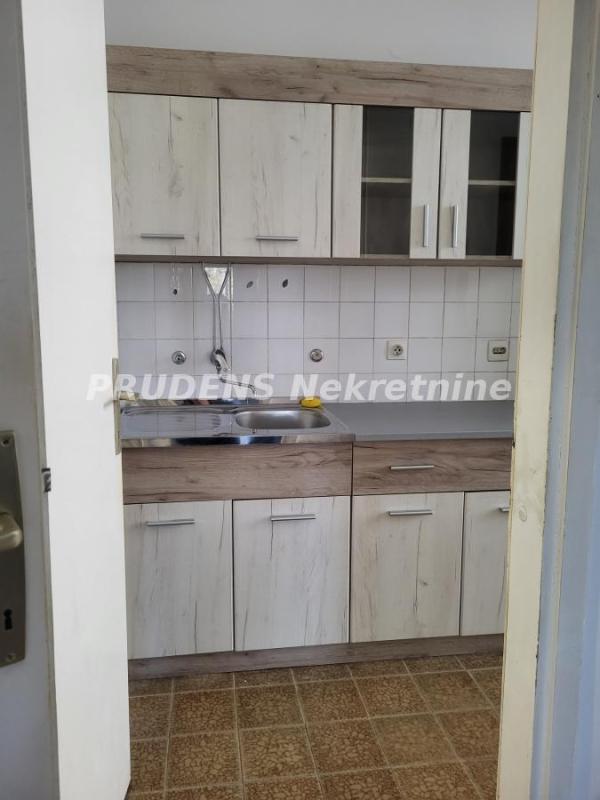 Slika 2 - Kumodraška, Trosoban stan za izdavanje, 65m2, 500€
