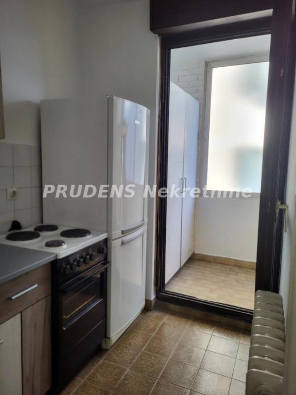 Slika 1 - Kumodraška, Trosoban stan za izdavanje, 65m2, 500€