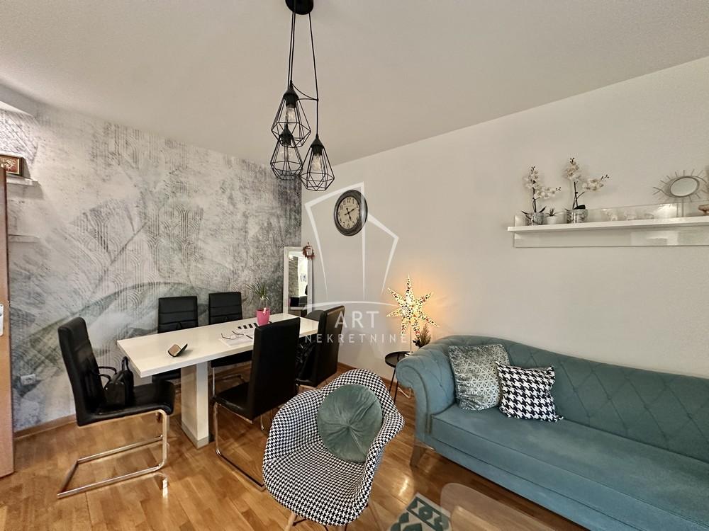 Slika 1 - Ustanička, Trosoban stan na prodaju, 90m2, 219.000€