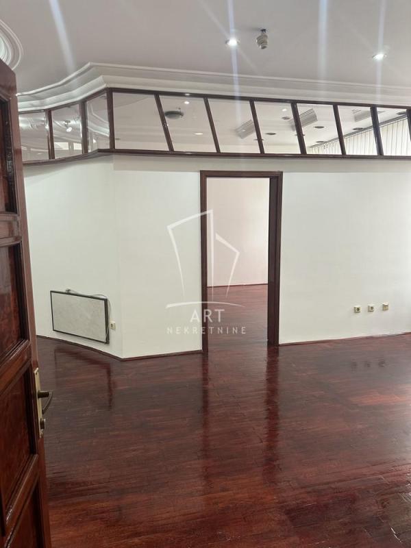 Slika 1 - Palmira Toljatija,  Lokal za izdavanje, 106m2, 1.300€