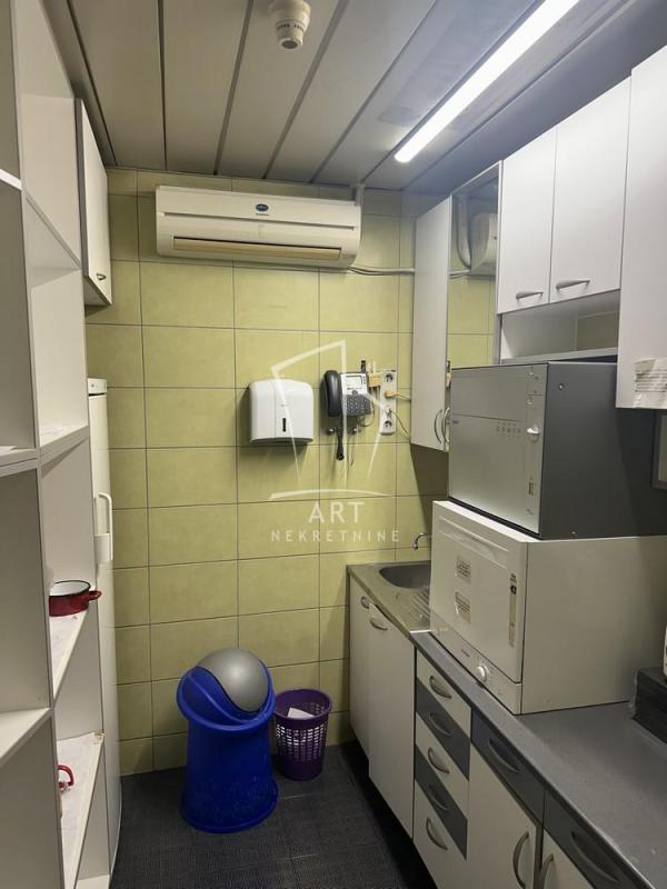 Slika 9 - Palmira Toljatija,  Lokal za izdavanje, 106m2, 1.300€