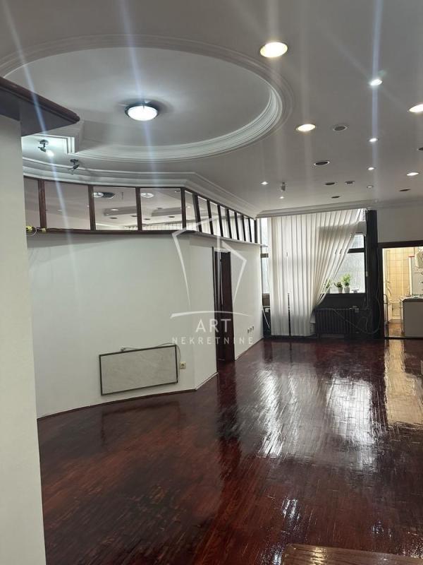 Glavna slika -Palmira Toljatija,  Lokal za izdavanje, 106m2, 1.300€