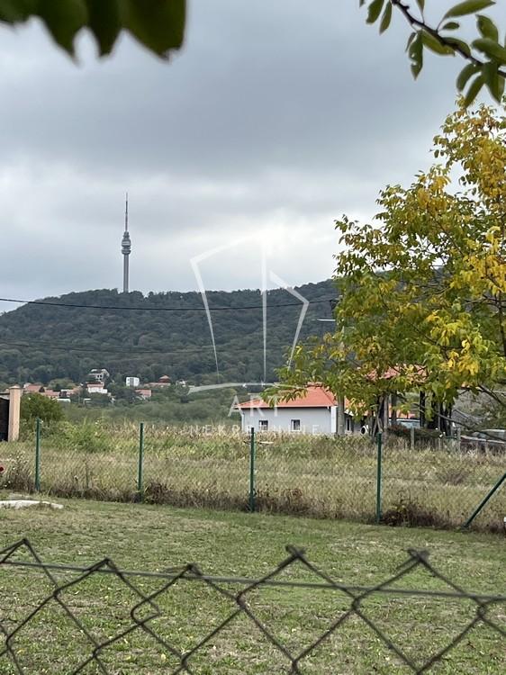 Slika 1 -  Plac na prodaju, Voždovac, Pinosava, 103.000€