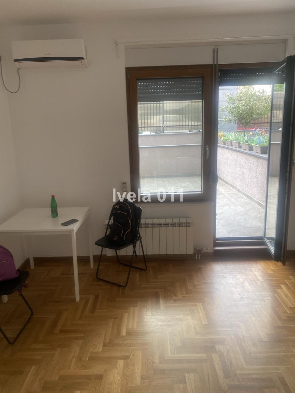 Glavna slika -Matice Srpske, Jednoiposoban stan na prodaju, 57m2, 123.000€