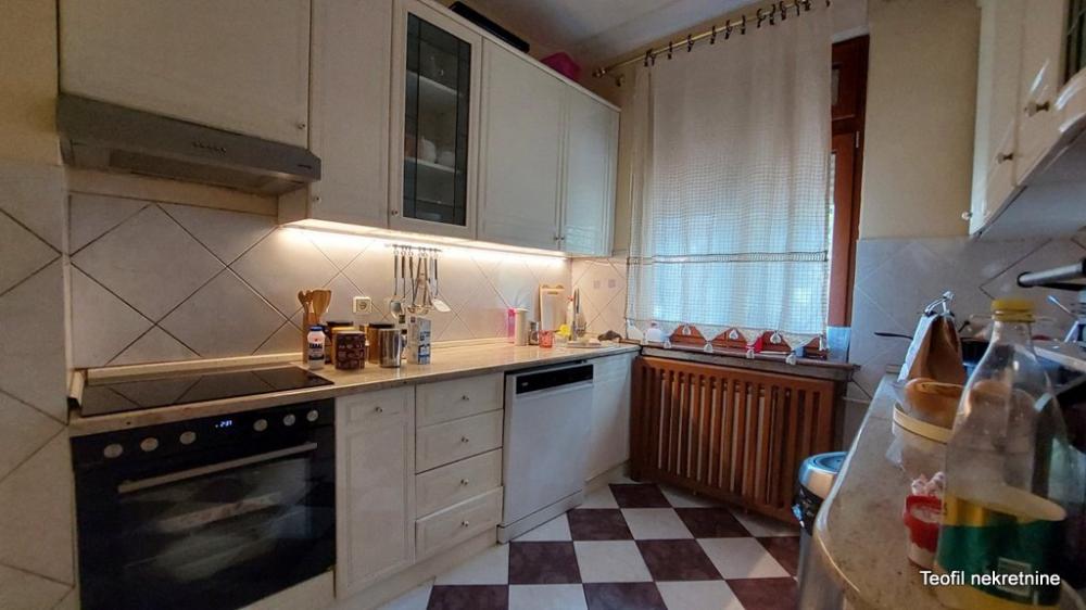 Slika 4 - Milovana Jankovića,  Kuća na prodaju, 156m2, 420.000€