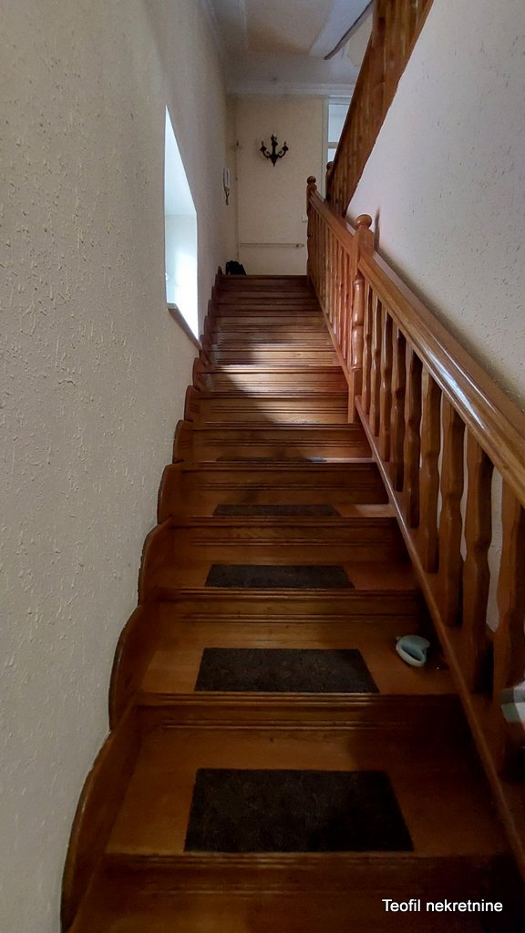 Slika 6 - Milovana Jankovića,  Kuća na prodaju, 156m2, 420.000€