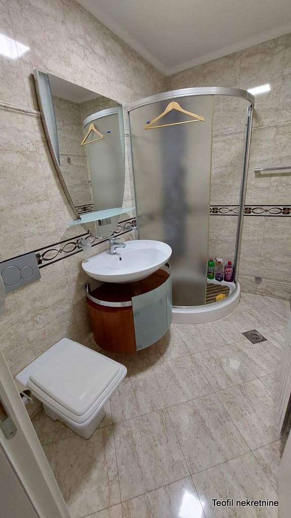 Slika 4 - Koste Racina, Kuća za izdavanje, 160m2, 2.500€