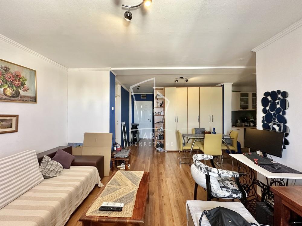 Glavna slika -Jurija Gagarina, Dvoiposoban stan na prodaju, 59m2, 215.000€