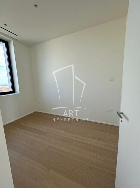 Slika 5 - Cara Uroša, Dvosoban stan za izdavanje, 99m2, 3.500€