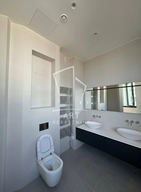 Slika 7 - Cara Uroša, Dvosoban stan za izdavanje, 99m2, 3.500€