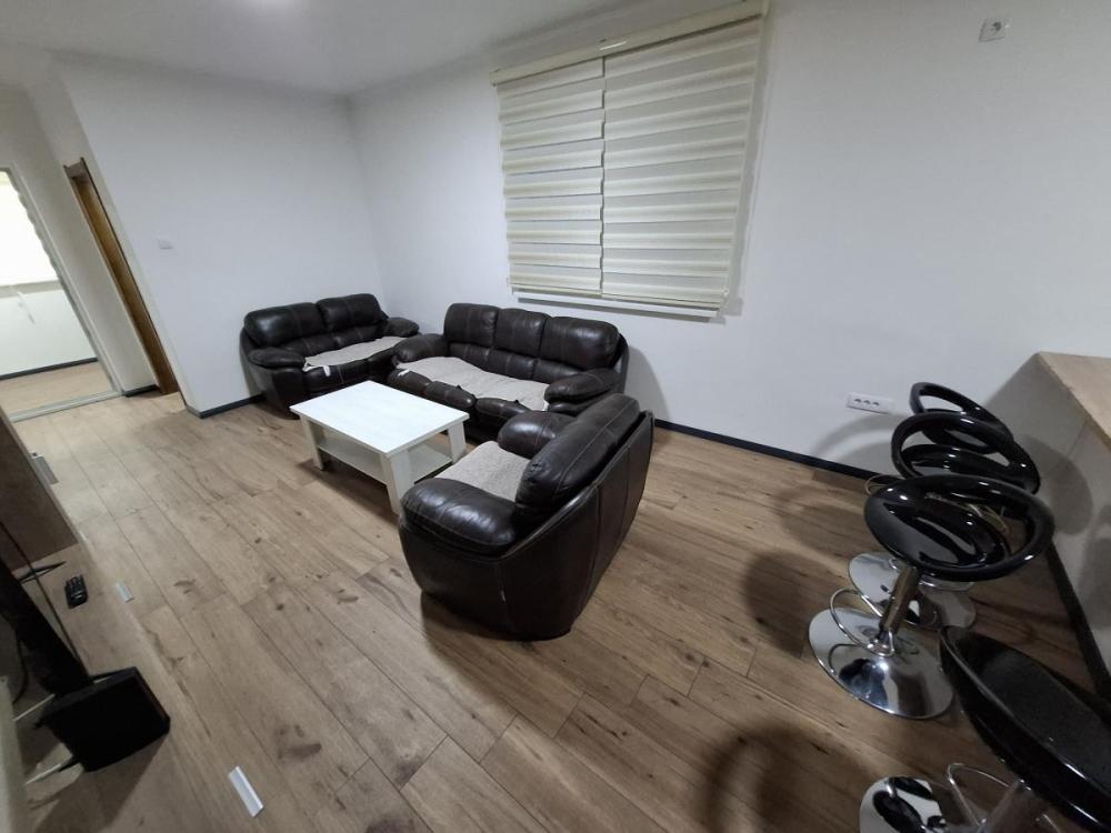 Slika 2 - Trosoban stan za izdavanje, 85m2, 500€