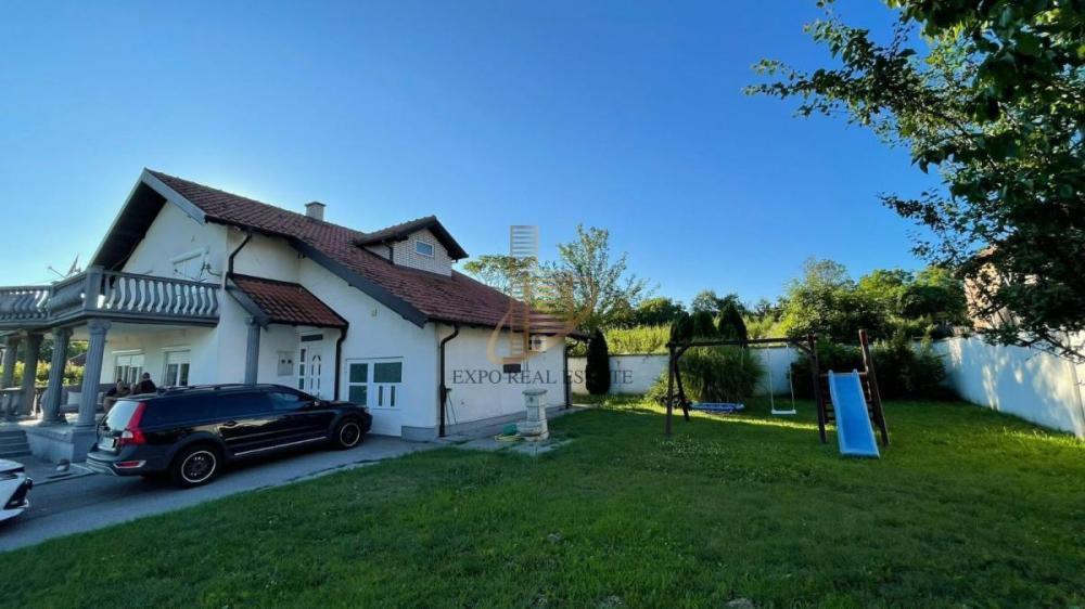 Slika 1 -  Kuća na prodaju, 355m2, 370.000€