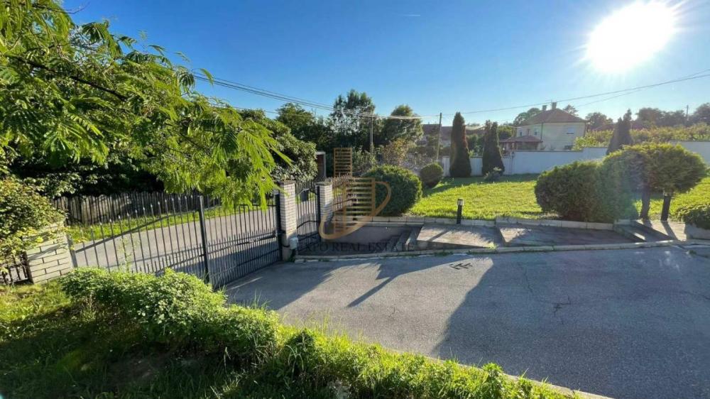 Slika 4 -  Kuća na prodaju, 355m2, 370.000€