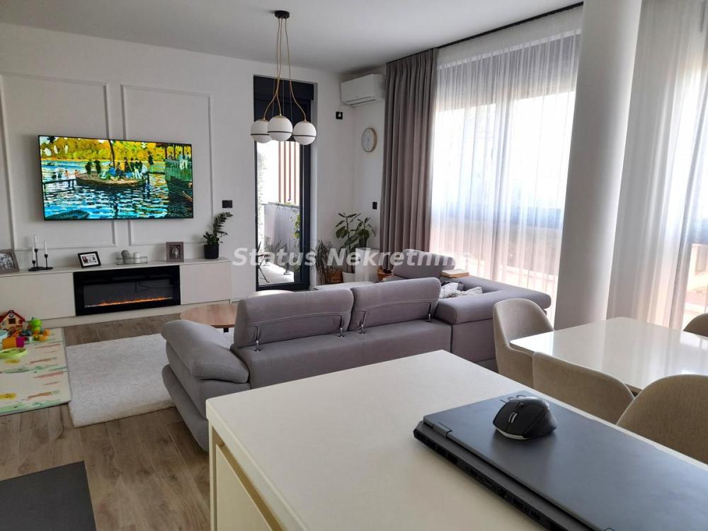 Slika 2 - Četvorosoban stan na prodaju, 93m2, 303.850€