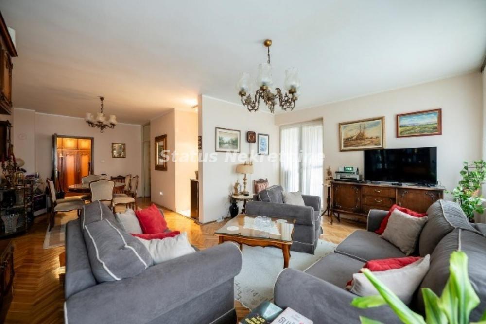 Glavna slika -Četvorosoban stan na prodaju, 94m2, 199.800€