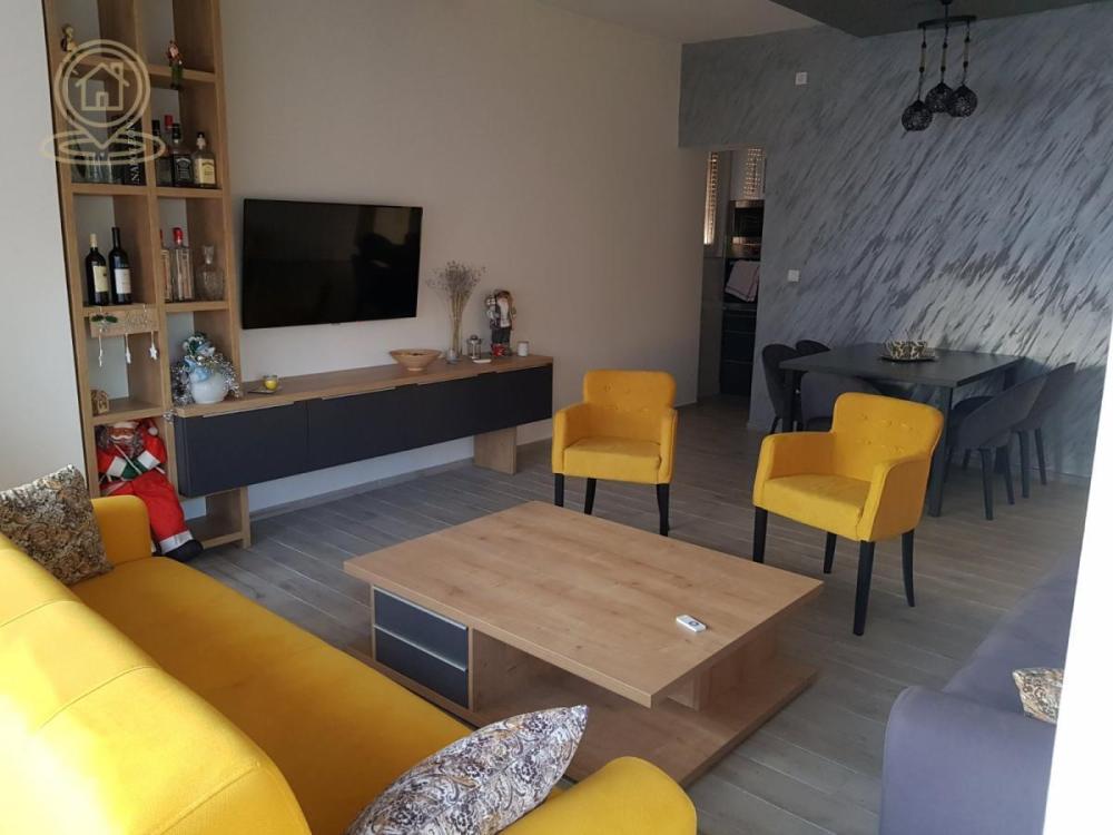 Slika 1 - Trosoban stan za izdavanje, 80m2, 800€