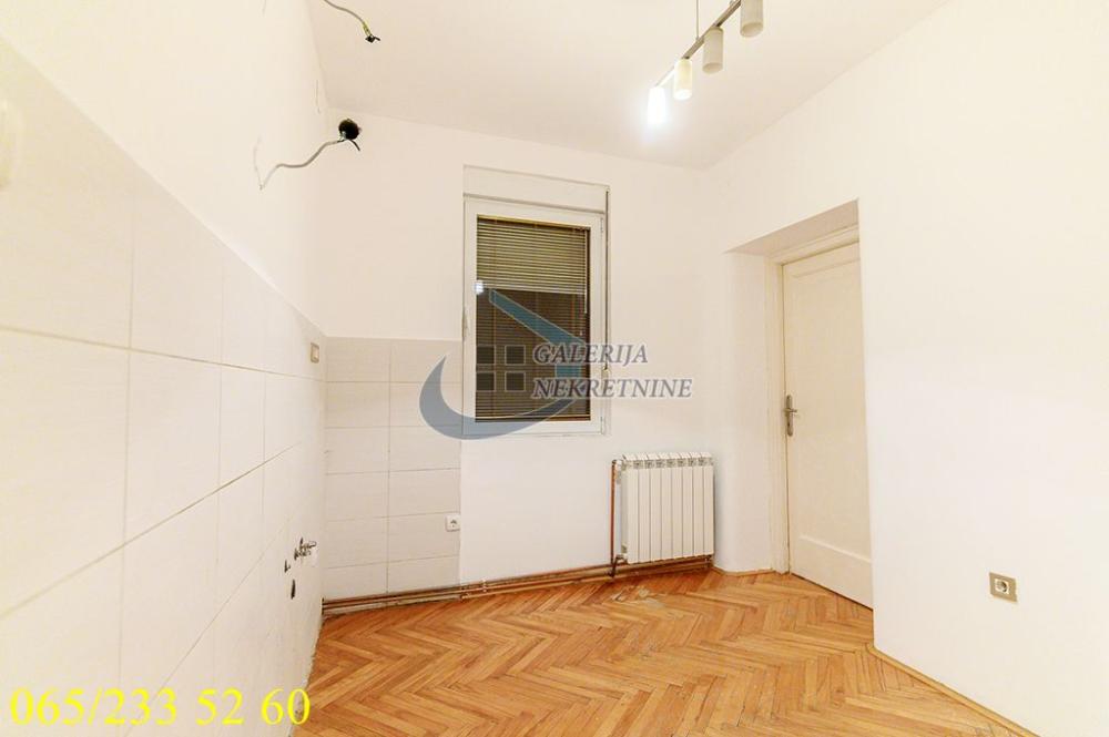 Slika 2 - Gospodara Vučića, Dvosoban stan na prodaju, 42m2, 194.000€