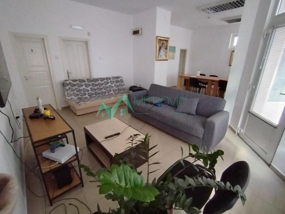 Glavna slika - Lokal za izdavanje, 46m2, 500€