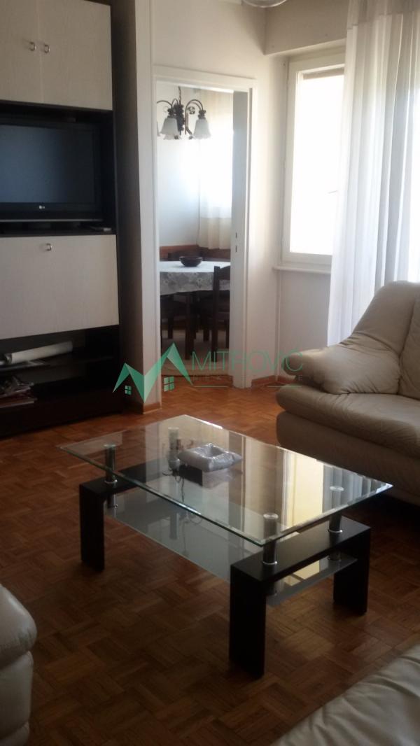 Slika 1 - Trosoban stan za izdavanje, 80m2, 700€