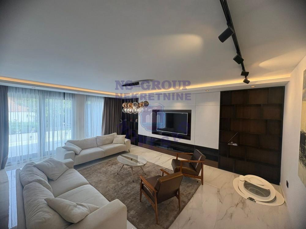 Glavna slika -Četvorosoban stan na prodaju, 130m2, 432.600€