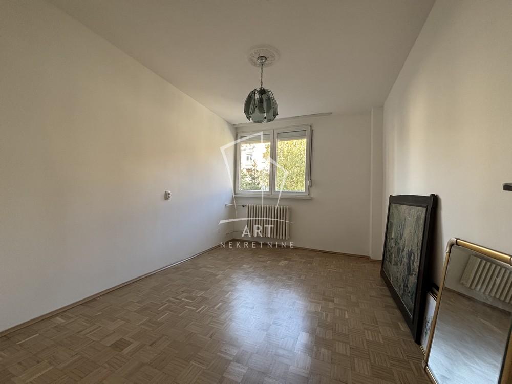 Slika 1 - Velbuška, Trosoban stan za izdavanje, 58m2, 1.000€